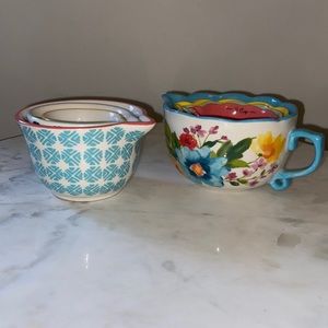 Kitchen Floral Measuring Cups